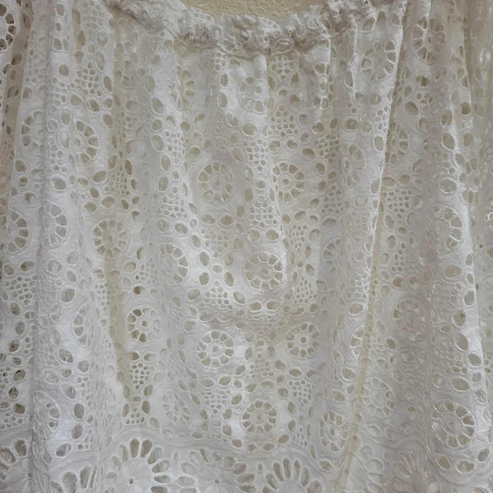 NWT Maeve Anthropologie White Eyelet Lace Blouse Top Size MEDIUM